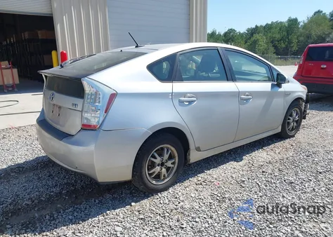 2011 Toyota Prius Two z USA, uszkodzony, nr VIN JTDKN3DU6B5330532